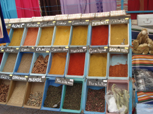 DSC02043 Les épices du marché de Tataouine