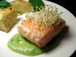 Saumon et émulsion de petit pois au wasabi recette de saumon